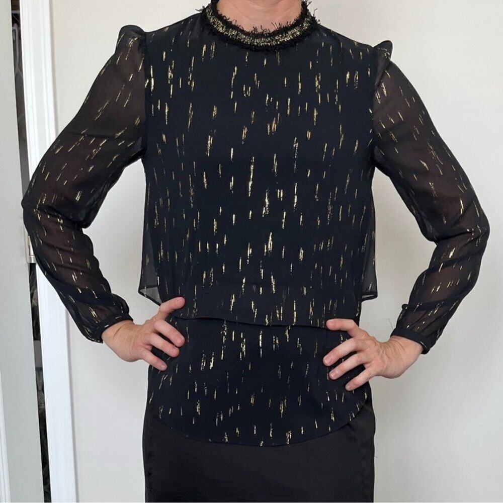 Gibson Latimer Black and Gold Tiered Blouse M